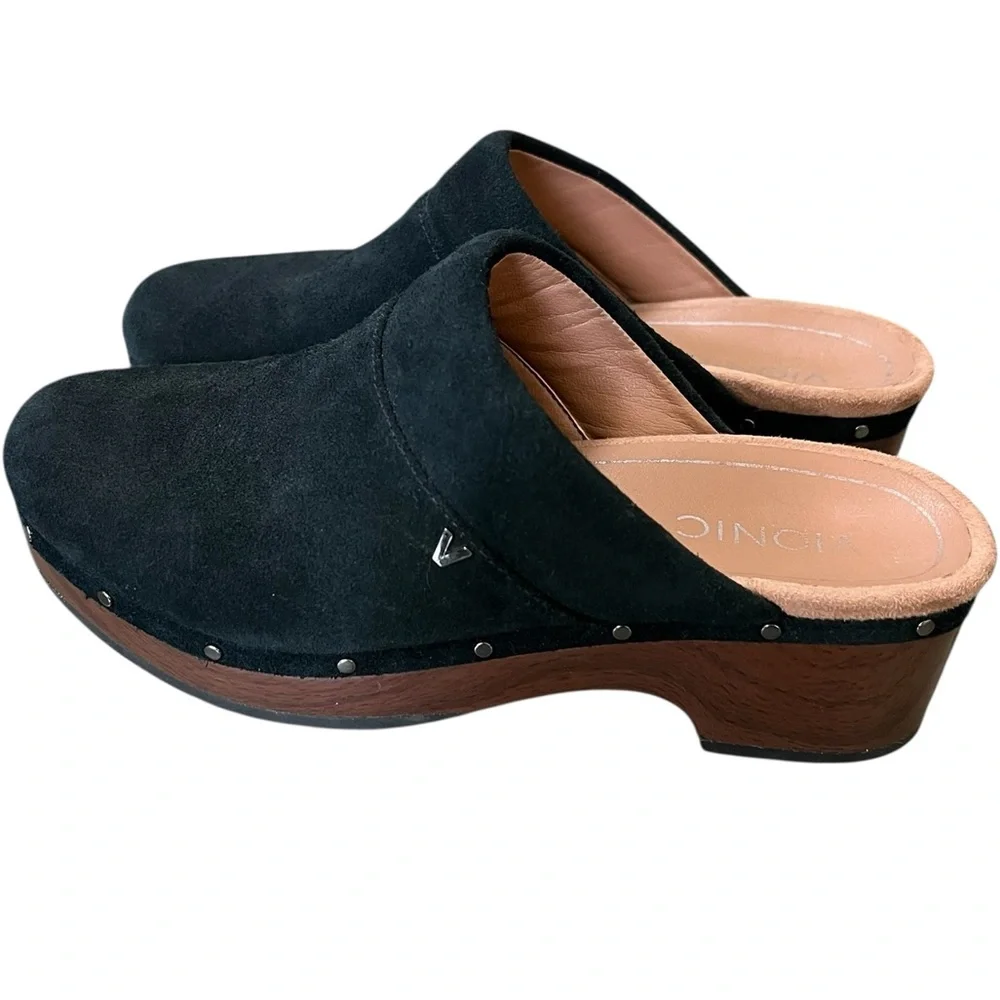 Vionic Kacie black suede orthotic clogs - Picture 2 of 9